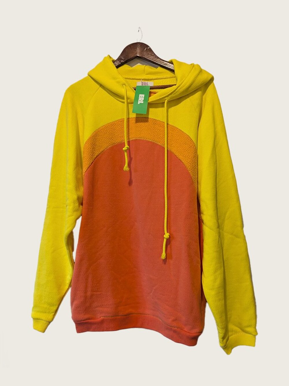 ERL - NWT - Gradient yellow hoodie - Sz M